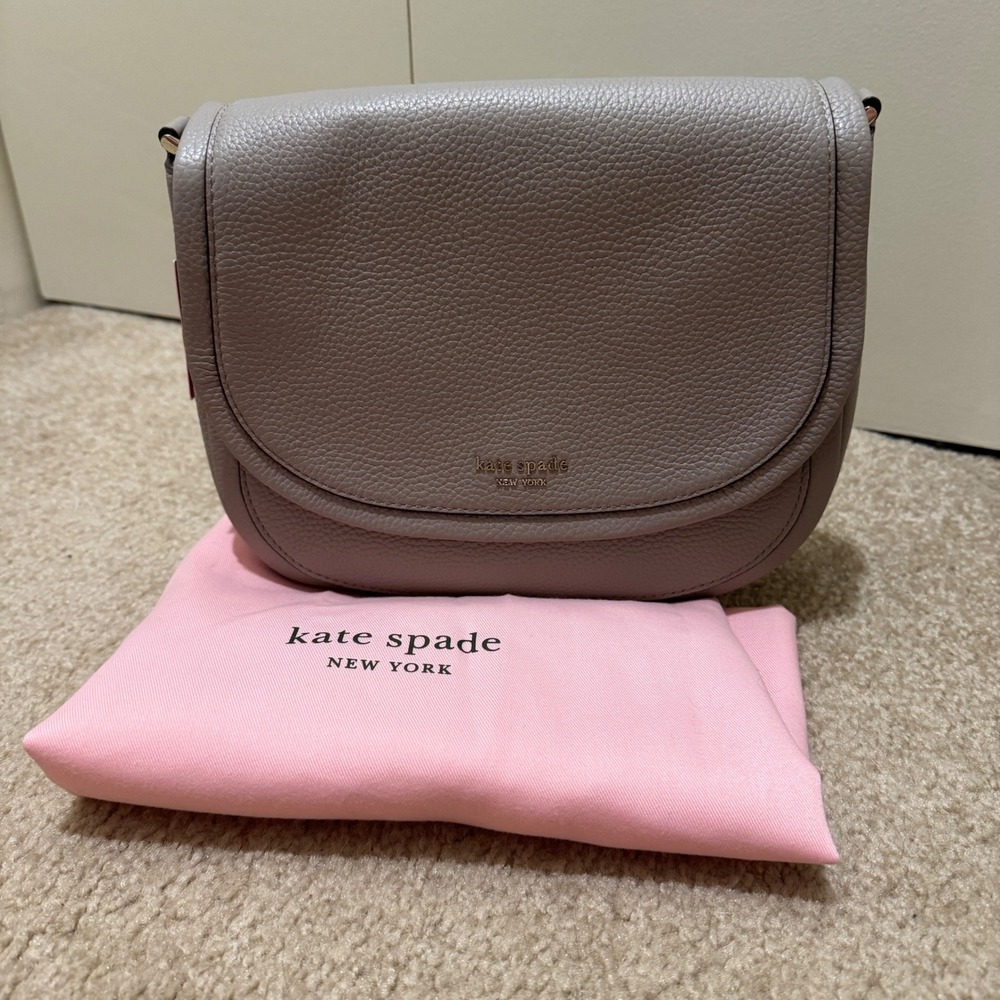 Kate Spade Roulette Saddle Bag Grey‎ Pebbled Leather Crossbody PXRUB373